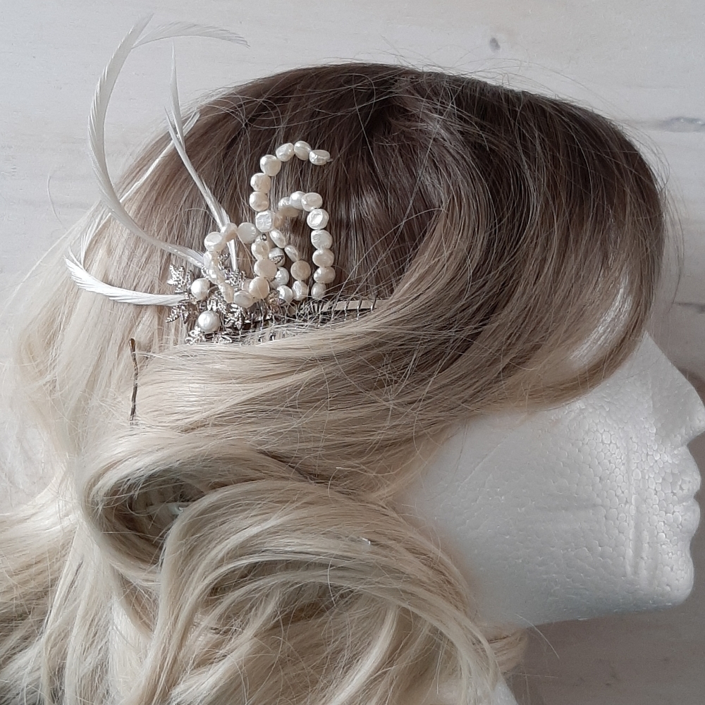 Fresh water pearl hairpin